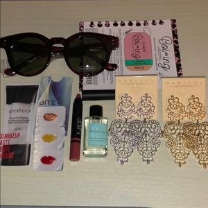 Makeup/Accessory Bundle (everything pictured)